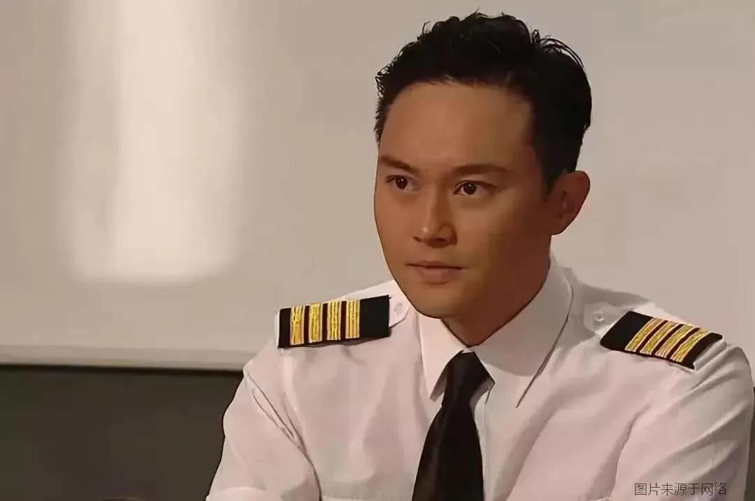 复活节彩蛋丨这6个男士脸型的造型重点，随时让你颜值满血复活