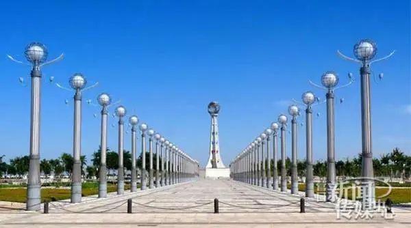 记忆中的家乡早已变了模样,家乡已不再是记忆中的模样