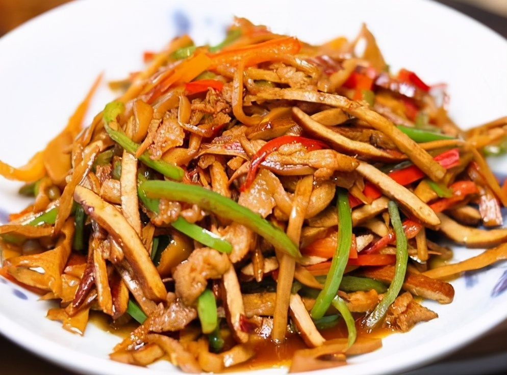 32款精品菜肴推荐荤素搭配合理,几款美味的菜肴味道很好方便易学