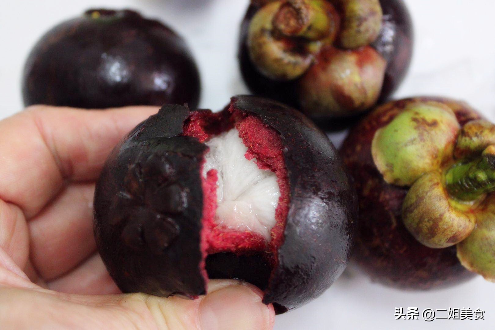 如何剥山竹不弄脏手,如何快速剥山竹不脏手