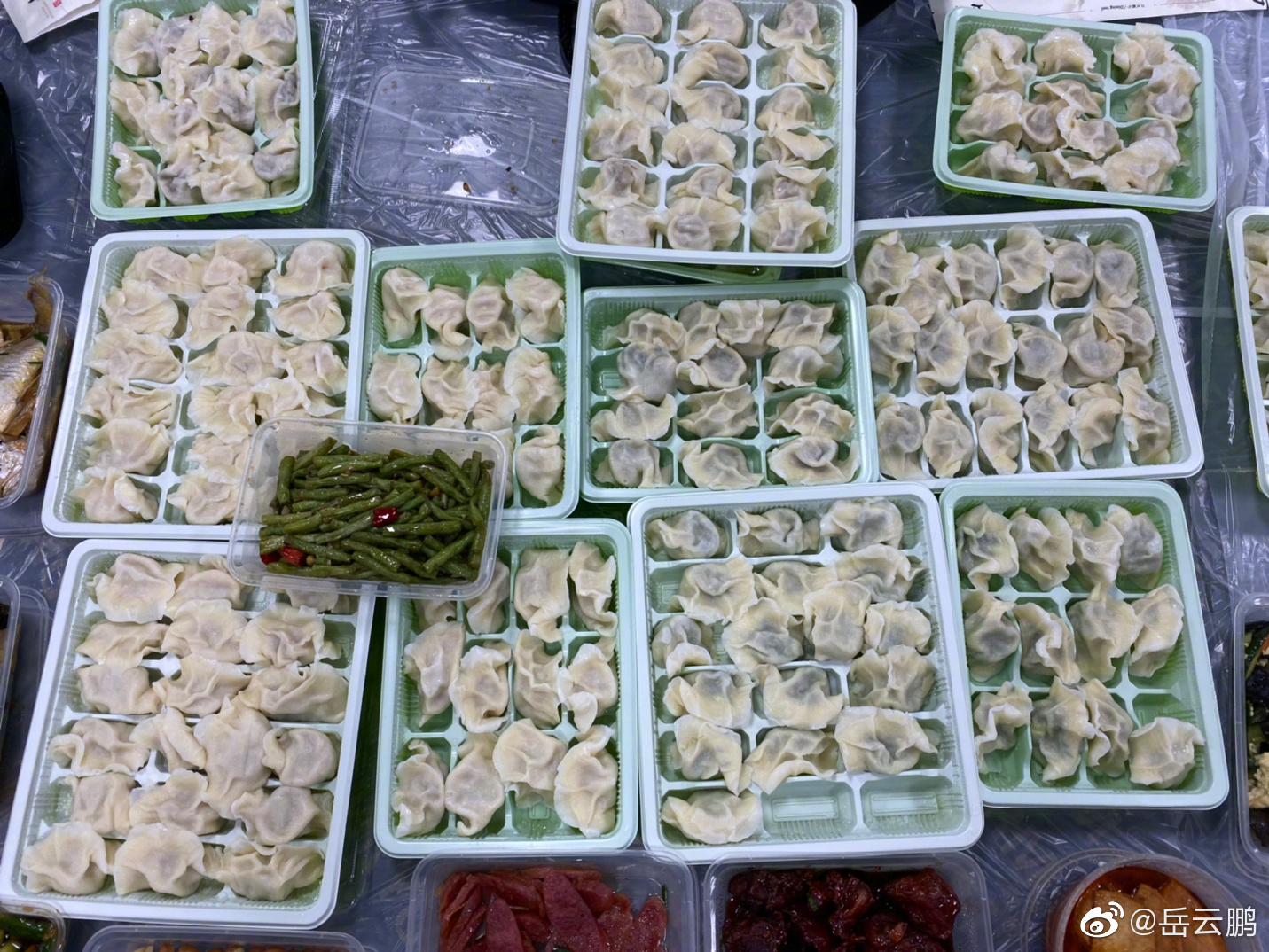 岳云鹏在家吃晚饭,岳云鹏外卖小哥完整版