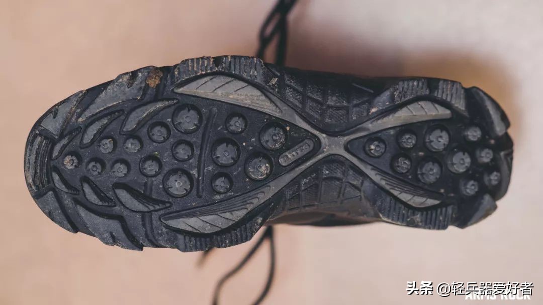 为什么军靴又防水又透气,作战靴真的适合日常穿吗
