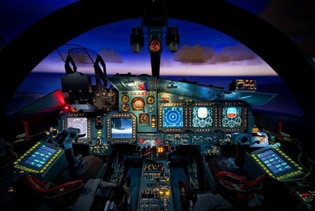 苏34挂弹升空,苏34有没有弹射座椅