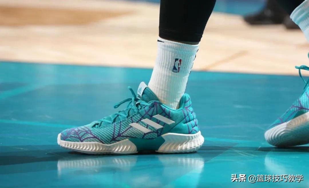 变向突破型后卫适合什么篮球鞋,六投四突的后卫适合什么篮球鞋