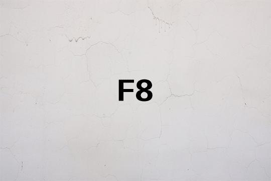 佳能rf70200f2.8和f4哪个好,佳能rf15-35f2.8测评