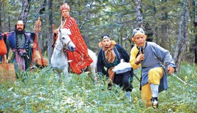 100元人民币在各地买到什么,100元人民币在50年代可以买到什么