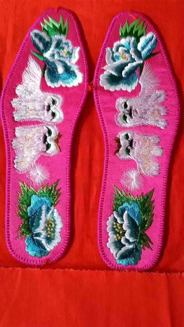 刺绣鞋垫图案大全详细图,惊艳绝伦刺绣鞋垫欣赏