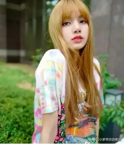 韩国女团blackpinklisa青春有你,韩国女团blackpink成员lisa