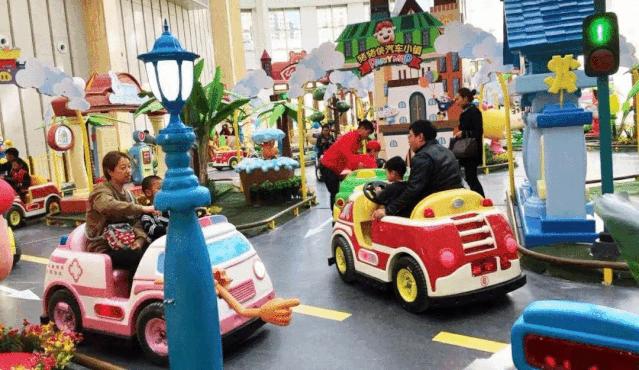 推荐熊孩子玩的游戏,周末去童趣熊儿童乐园玩