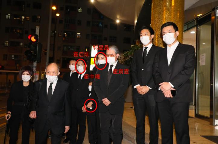 霍启刚郭晶晶罕见公开合照图文,霍启刚奶奶去医院探望郭晶晶视频