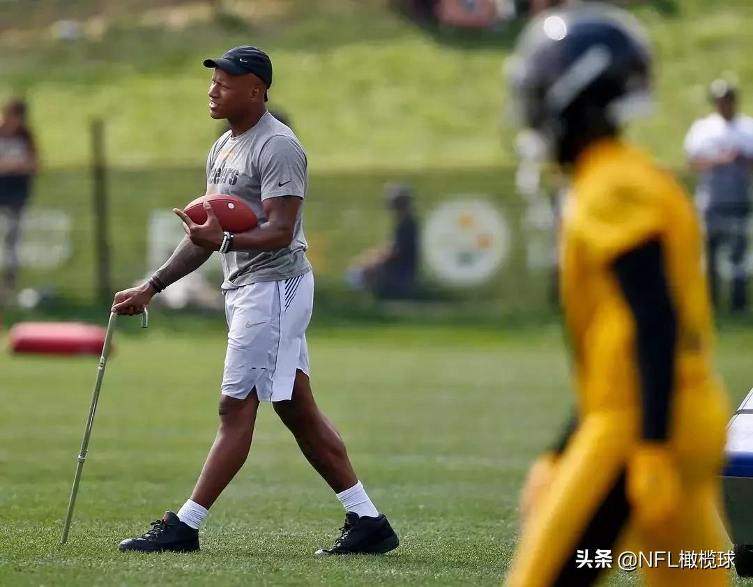 18个月前,他仅有20%的可能再站起来;如今他在婚礼上快乐起舞!