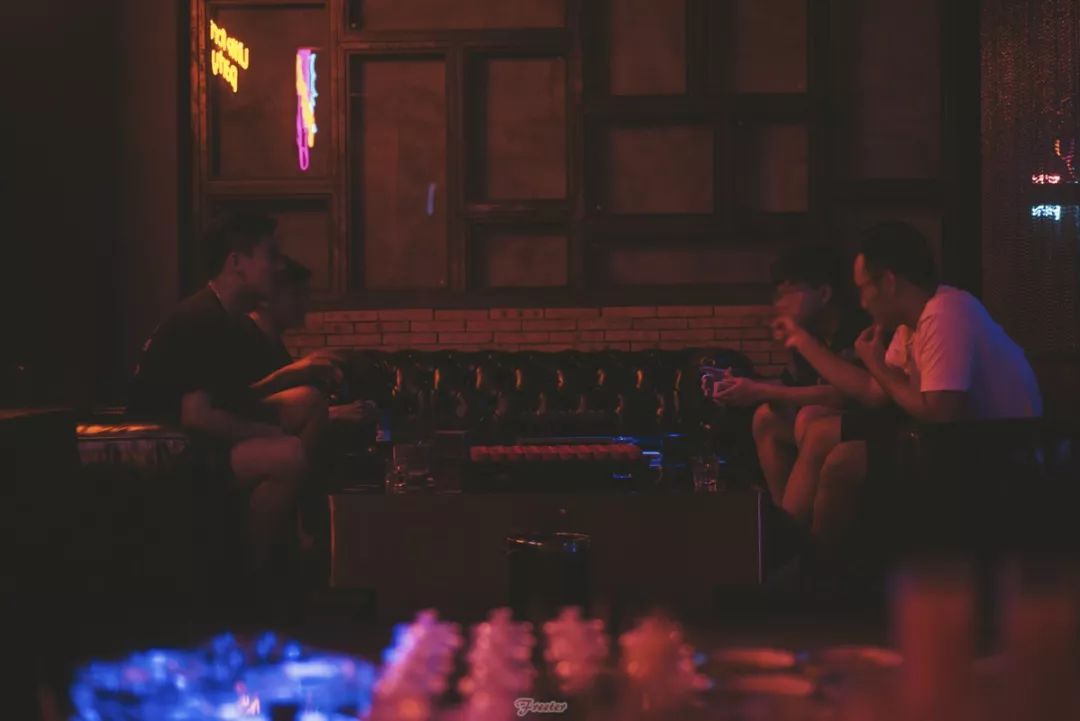 海口贰麻酒馆哪家好,贰麻酒馆是哪个网红开的