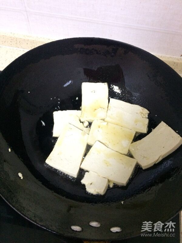 豆腐的家常做法鸡蛋煎豆腐,煎豆腐粘锅视频教程