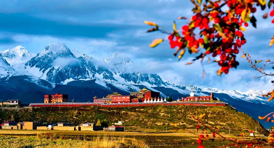 甘孜稻城亚丁景区圣水门优惠,甘孜免门票景点到什么时候