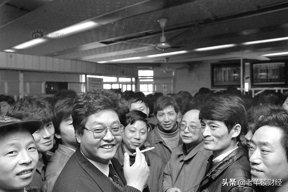 中国股市从巅峰到谷底,中国股市疯狂场景