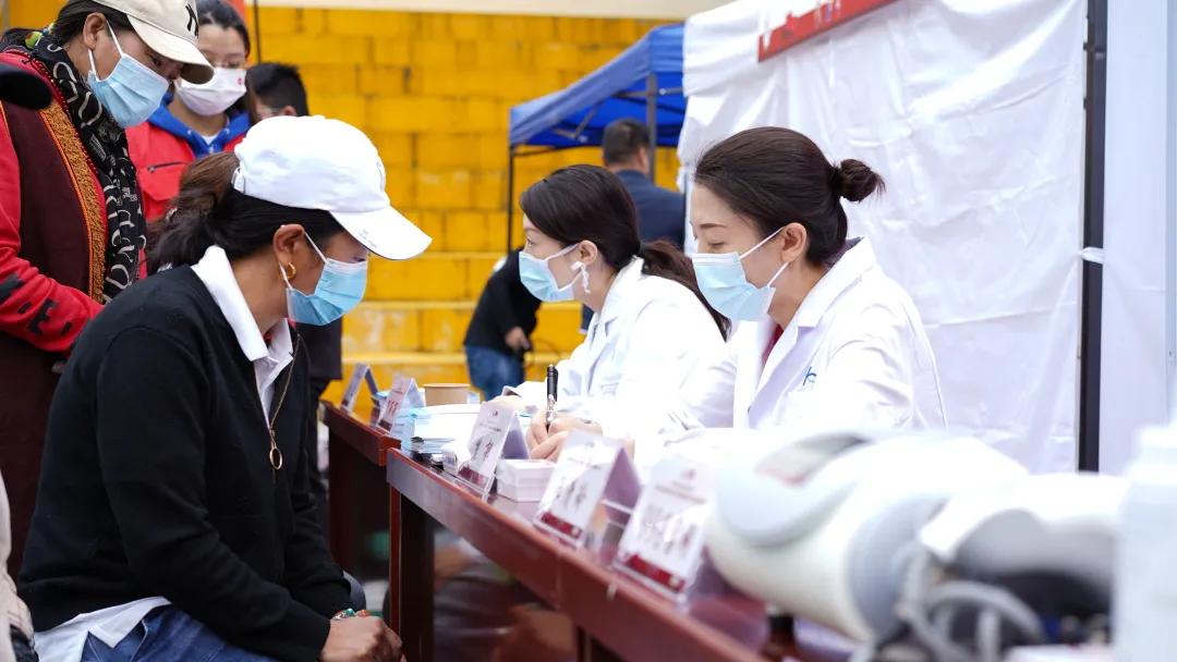 行稳致远！这场高原活动前行的声音，回荡在每一位参与者的心间