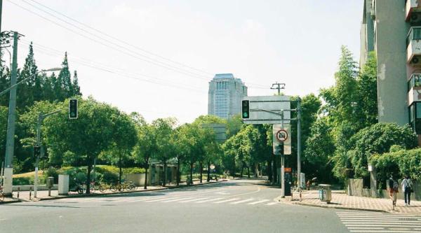 摄影师爆修片原图高清,摄影师现场修片崩溃