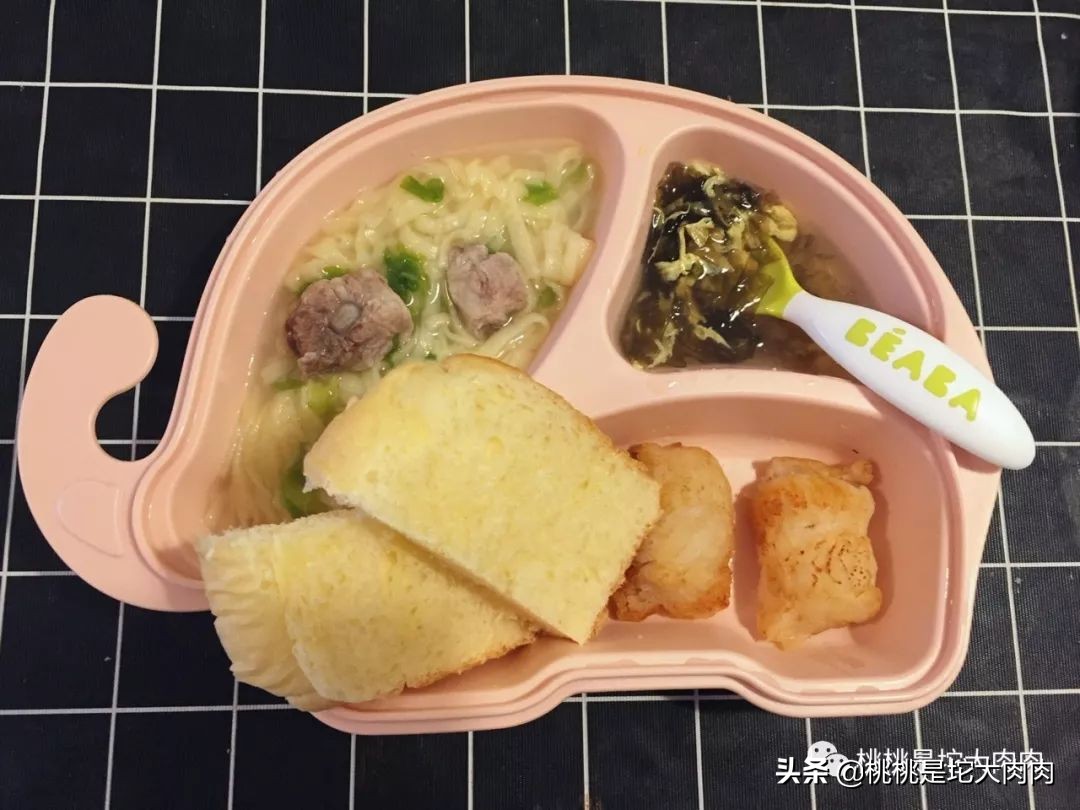 该给宝宝如何选择辅食,如何给宝宝选择辅食工具