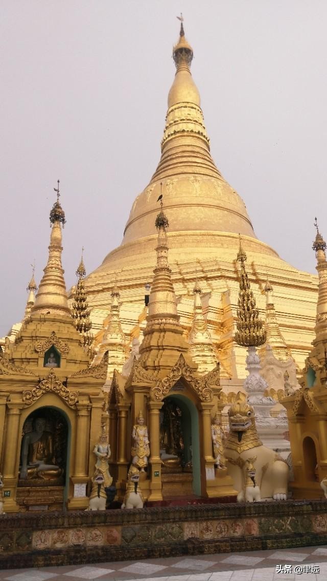 缅甸仰光大金塔全景图,仰光大金塔和勐焕大金塔全景