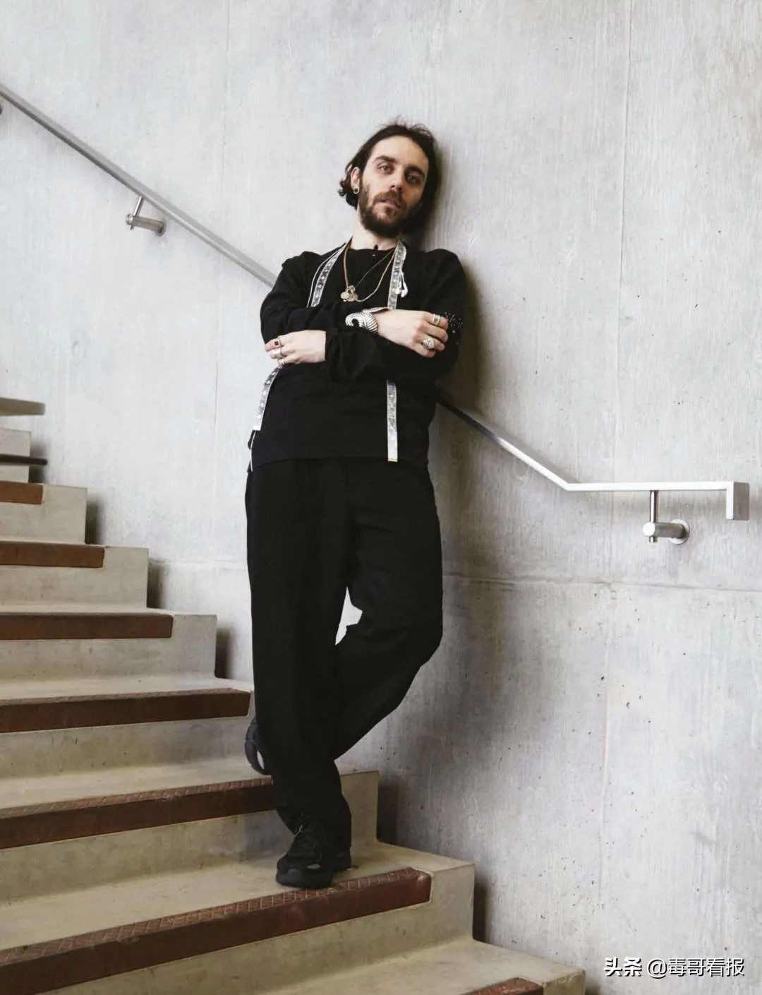 颜值和实用并存的一款鞋,穿什么鞋最有牌面