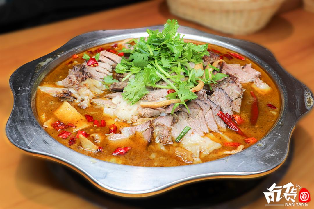 南阳滋补烩面哪家最好吃,肚包肉南阳