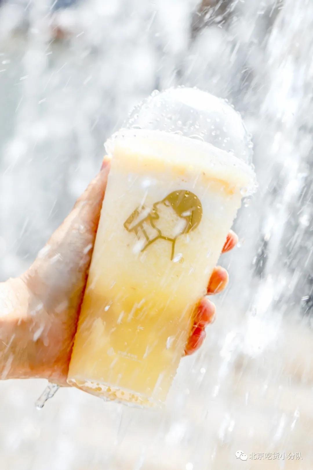 喜茶金菠萝图片,喜茶满杯金菠萝芝芝芒芒冰全糖