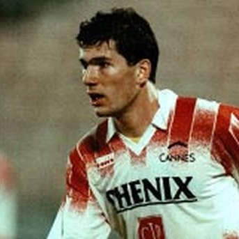 历史足坛百大巨星最新排名,传奇生涯141齐达内