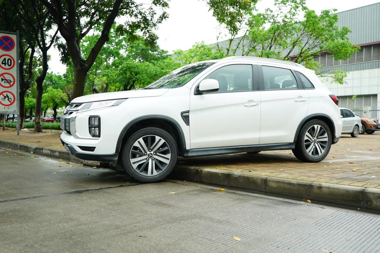 开着舒服驾驶乐趣好的车,开着舒服操控好的车