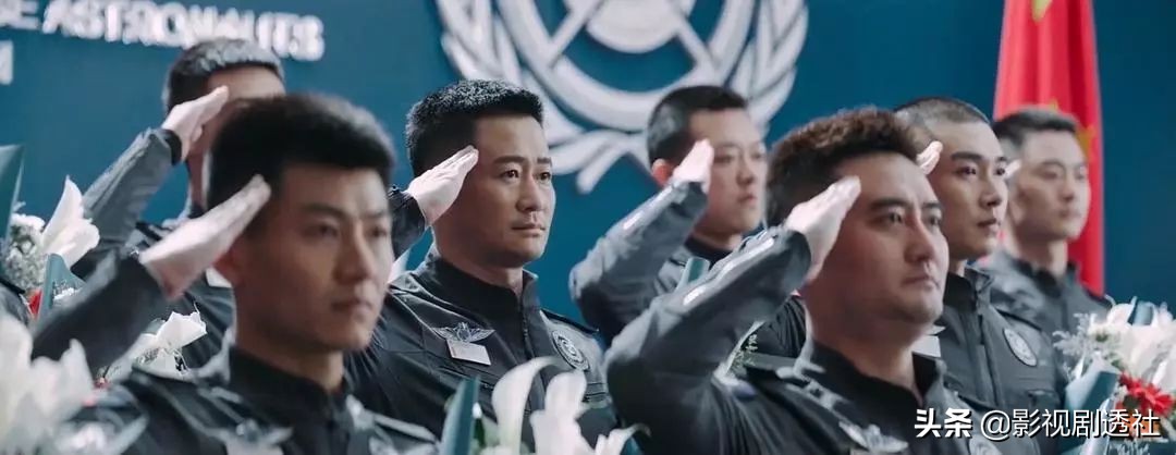 流浪地球十大超级科幻片,为什么流浪地球是最真实的科幻片