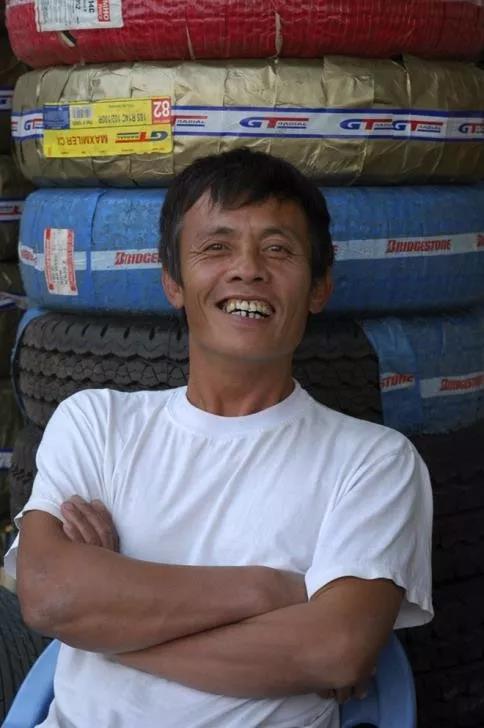 如何选择轮胎店,轮胎店卖什么轮胎好