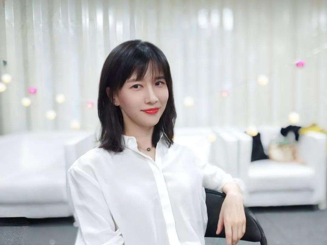 别用你的业余爱好去挑战韩寒,韩寒别用你的业余爱好