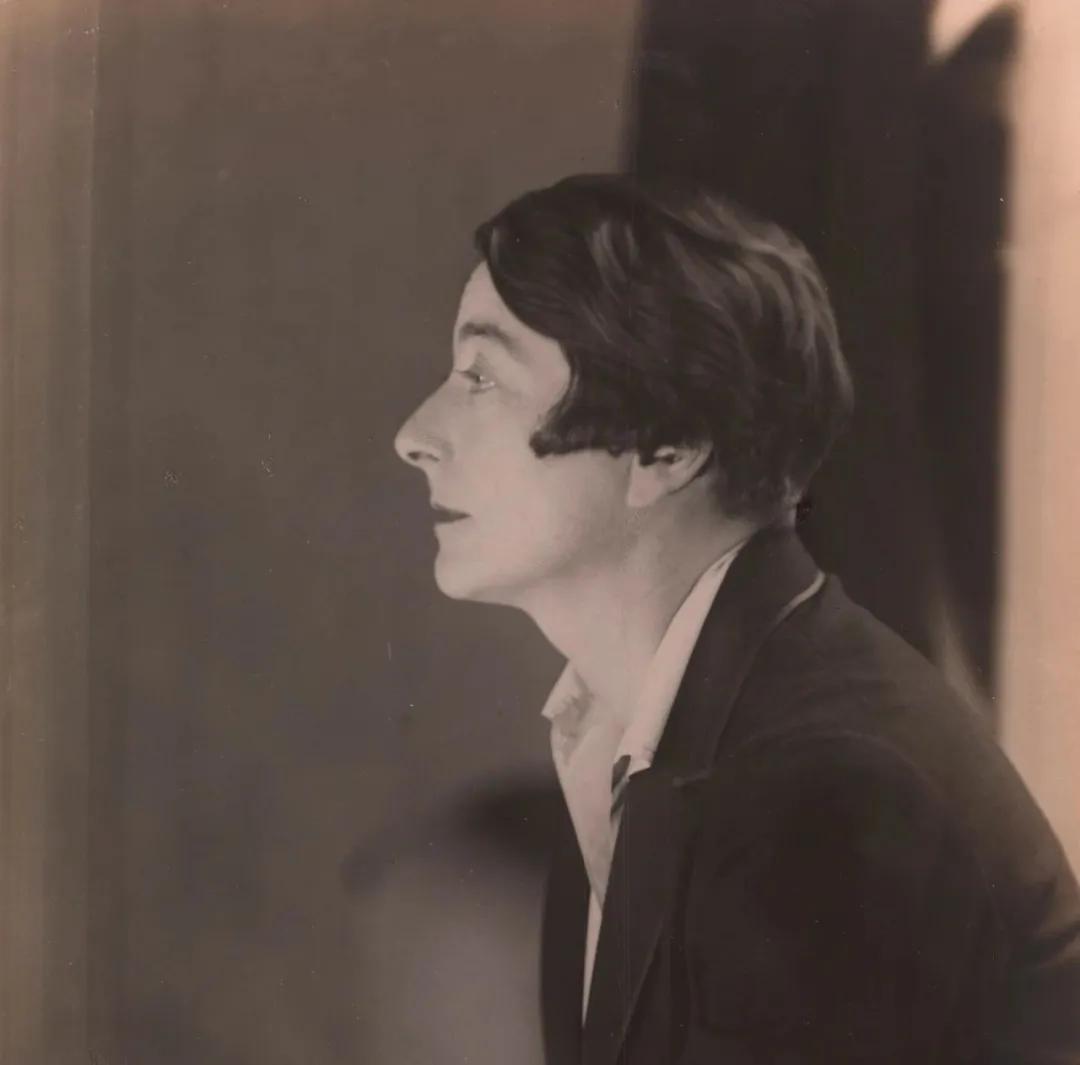 国内美女建筑设计师排行榜,建筑界最厉害的设计师