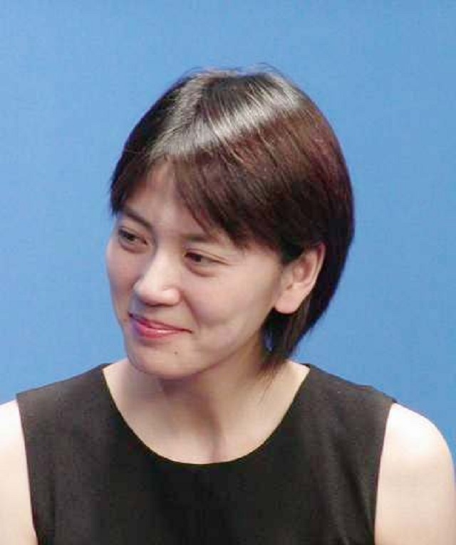 浙大主持人沈冰,央视才女沈冰