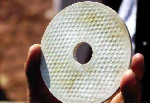 和氏璧长什么样又是怎么做的,和氏璧是怎样的形状