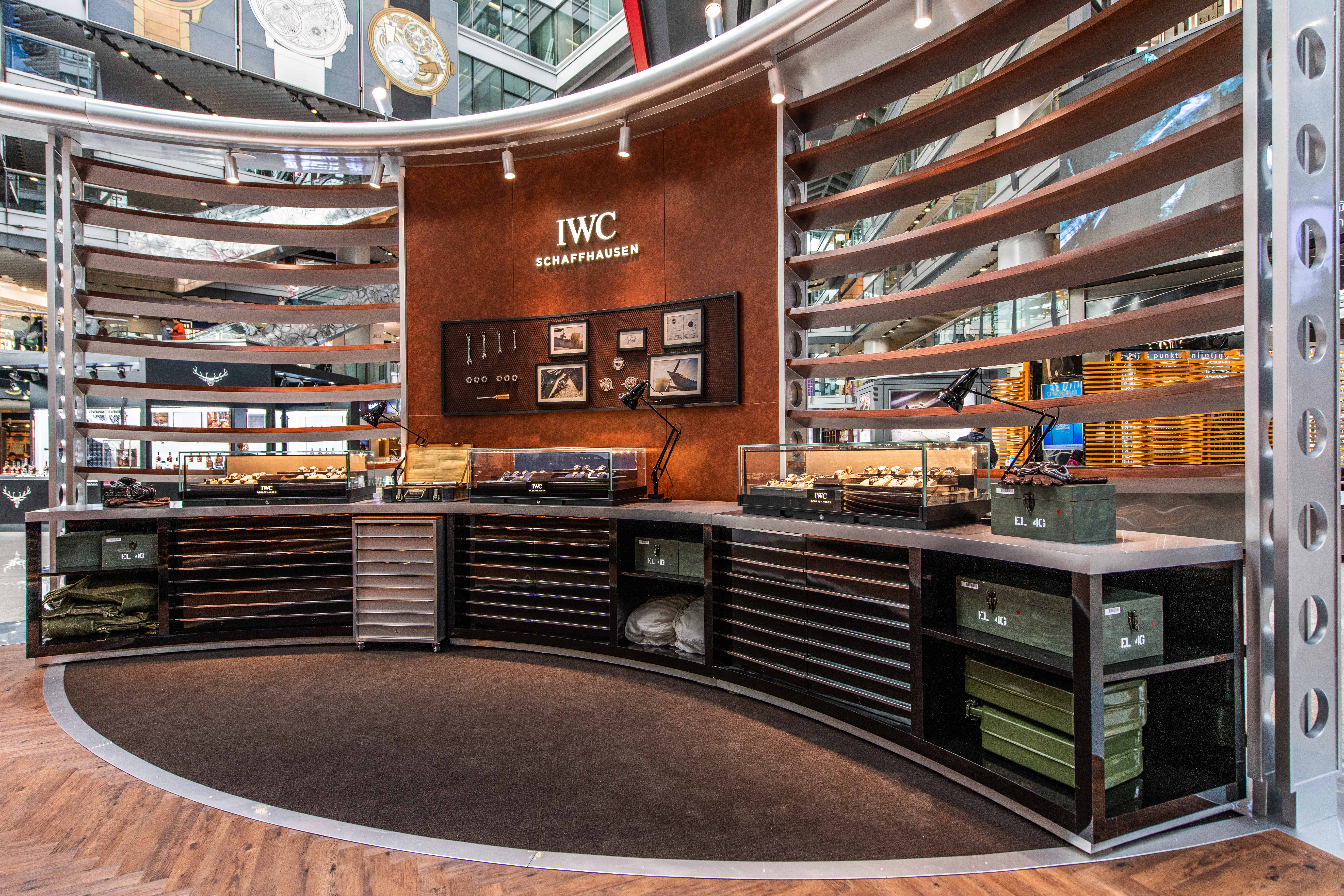 基因延续，政治正确，高级手表品牌巧妙拿捏，你本山还是你本山