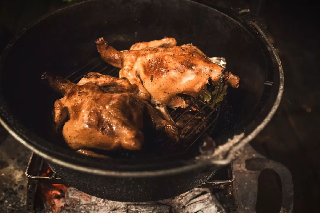 他31岁，常为了吃丢下工作：人生最大的事，是吃好每顿饭