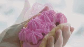 不用去韩国排队,也能吃到火爆的ins的LeBreakLab草莓蛋糕卷