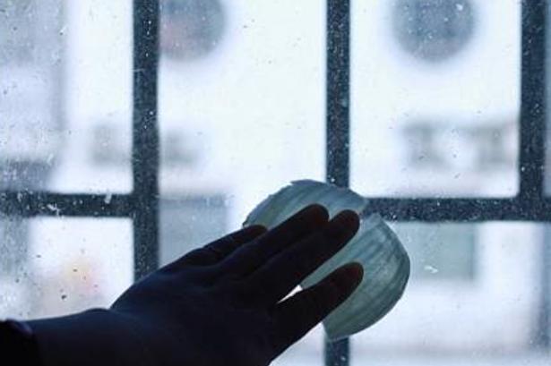 家用清洁小妙招万能清洁剂,自制厨房油污清洁剂3秒去油污