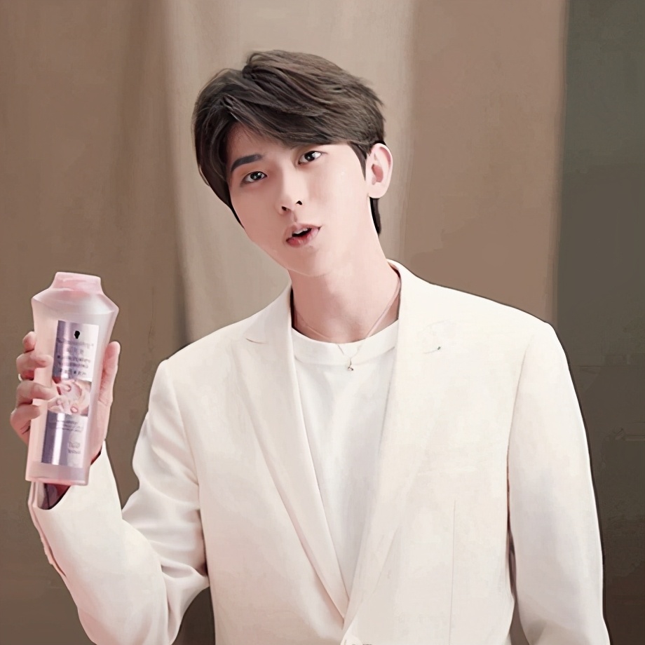 施华蔻蔡徐坤洗发水,洗发水施华蔻蔡徐坤