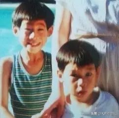 曾经这种衣服在焦作人手一件，穿过的都老了