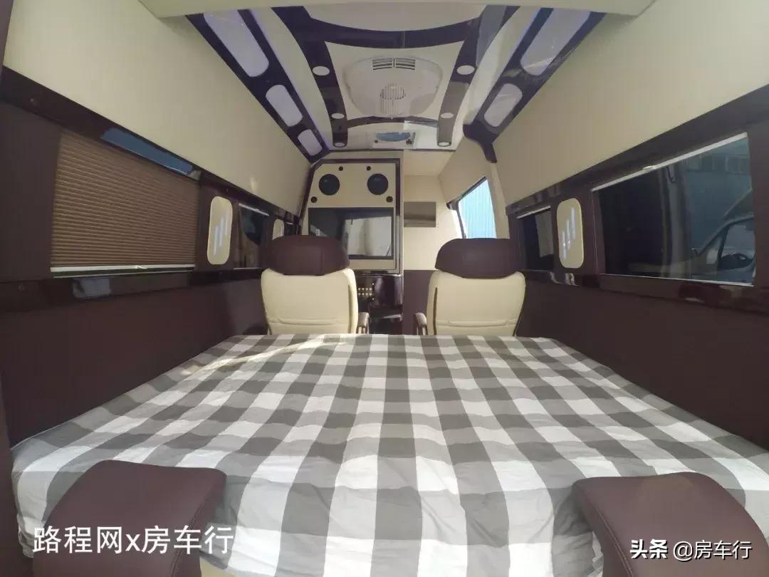 房车大全20-30万的c型房车限量版,房车价格30万元空间大全新自动挡