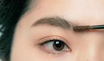 怎么把天生浓眉变淡眉,天生浓眉代表什么