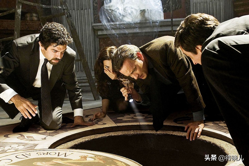 将老套的故事模式写成畅销书,揭开“丹布朗结构”的秘密面纱