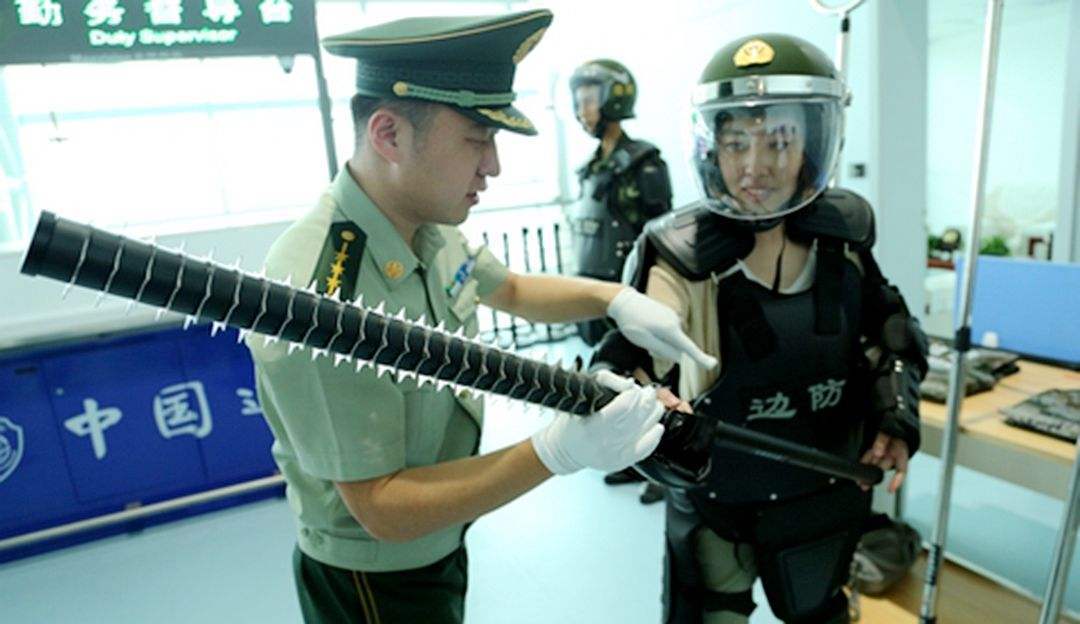 冷兵器大宝剑,有什么小巧的冷兵器