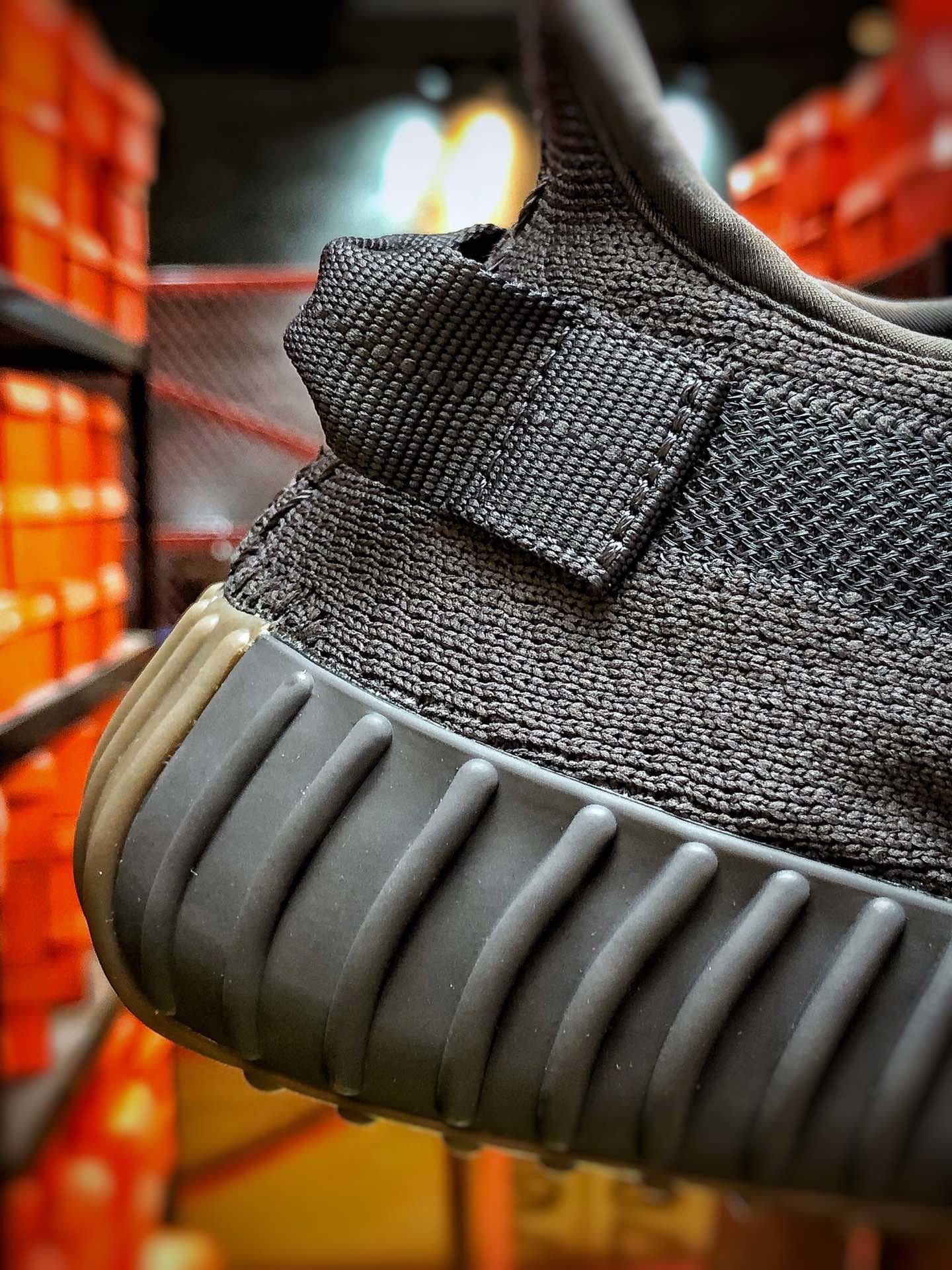 纯原鞋与正品鞋的区别椰子350 (最受欢迎的椰子350鞋是哪款)