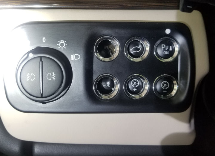 一周后的美女一手，73万的精品车况——整容院里的玛莎拉蒂GT