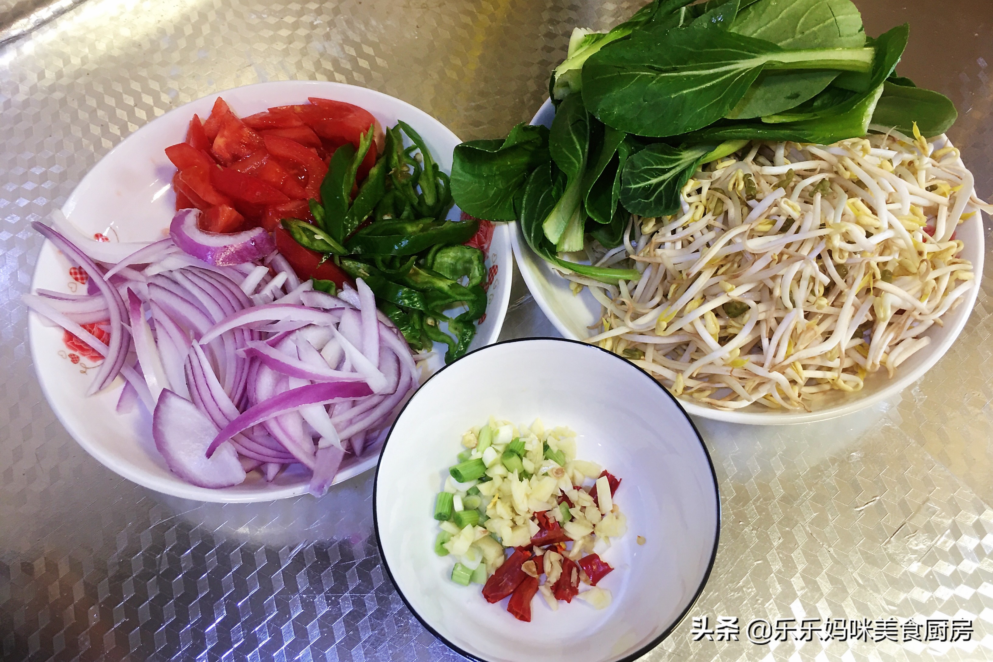 拉条子面怎么一拉就断,拉条子拌面怎么和面不会断