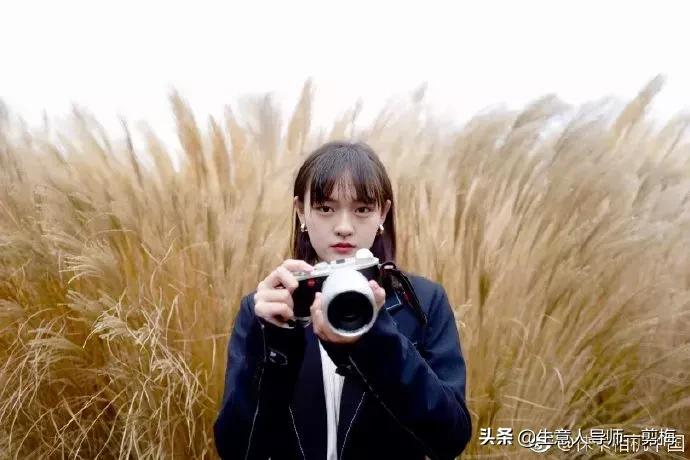 2019最火的十个文案简短,2019年的总结经典简短文案