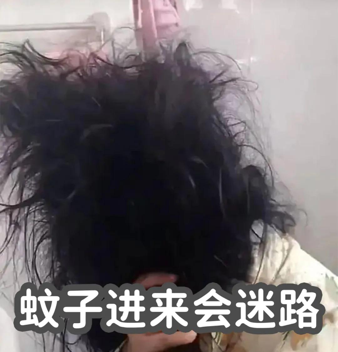 产后脱发一掉一大把,产后脱发一年还会重新长头发吗