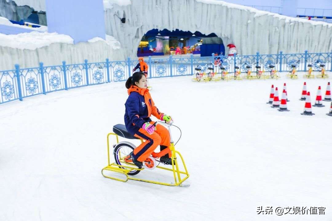 你还在对抗“热浪”？我们都去“冲浪”了